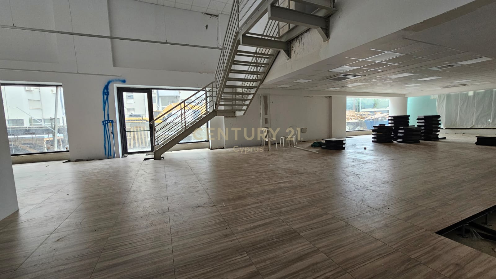 680m2 Oficina en Limassol, Chipre No. 53728