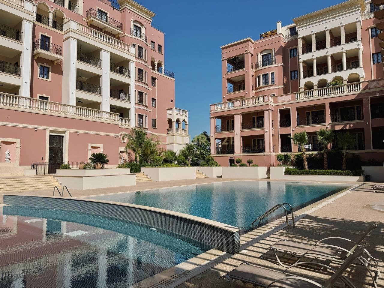 4 bedrooms Apartment in Germasogeia, Limassol, Cyprus No. 53726