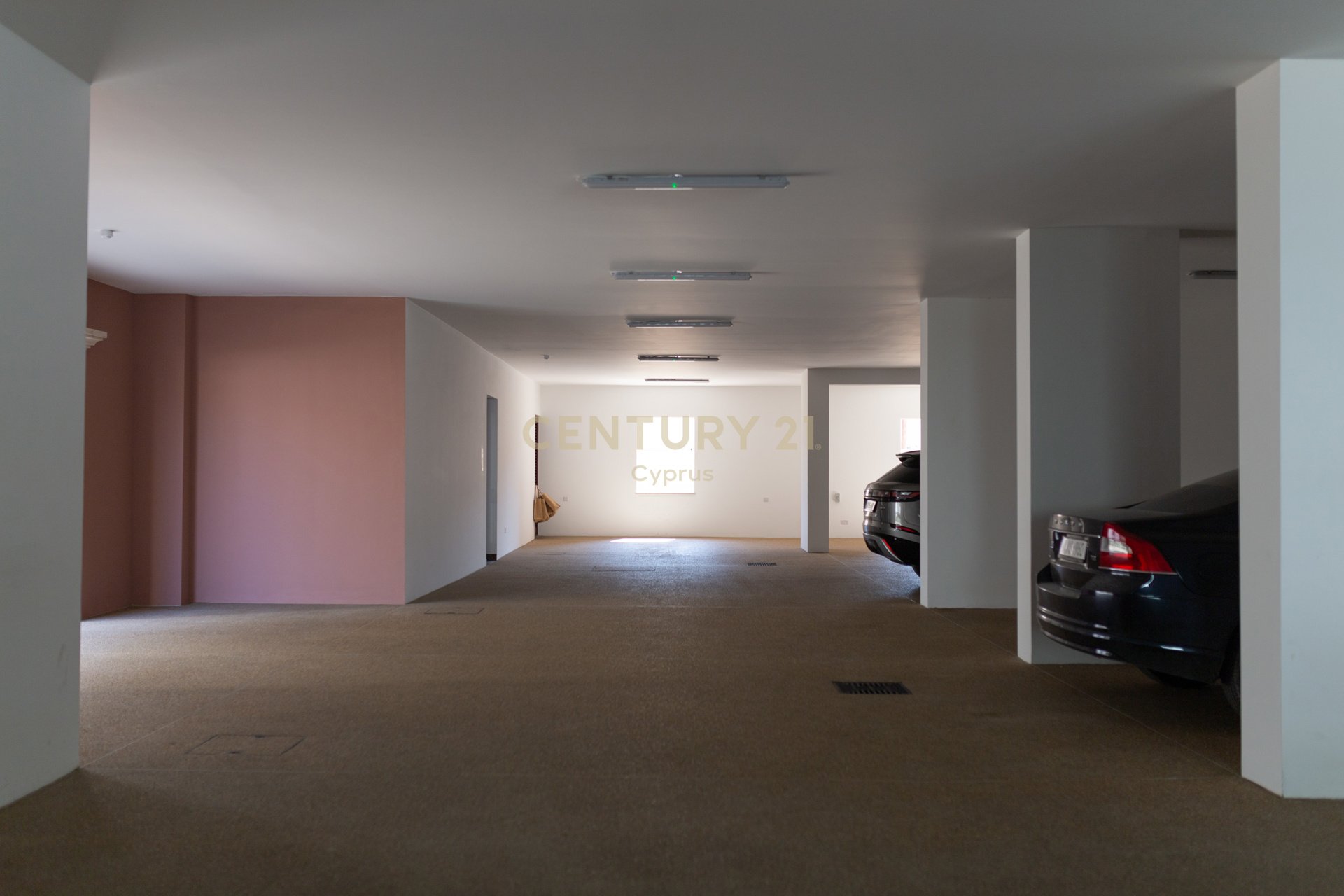 4 bedrooms Apartment in Germasogeia, Limassol, Cyprus No. 53726