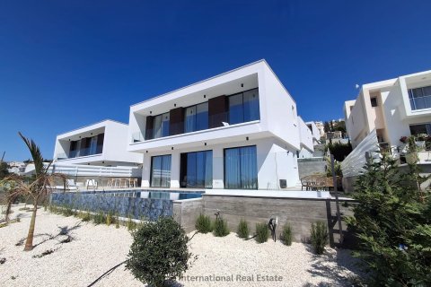3 dormitorios Villa en Chloraka, Paphos, Chipre No. 37117