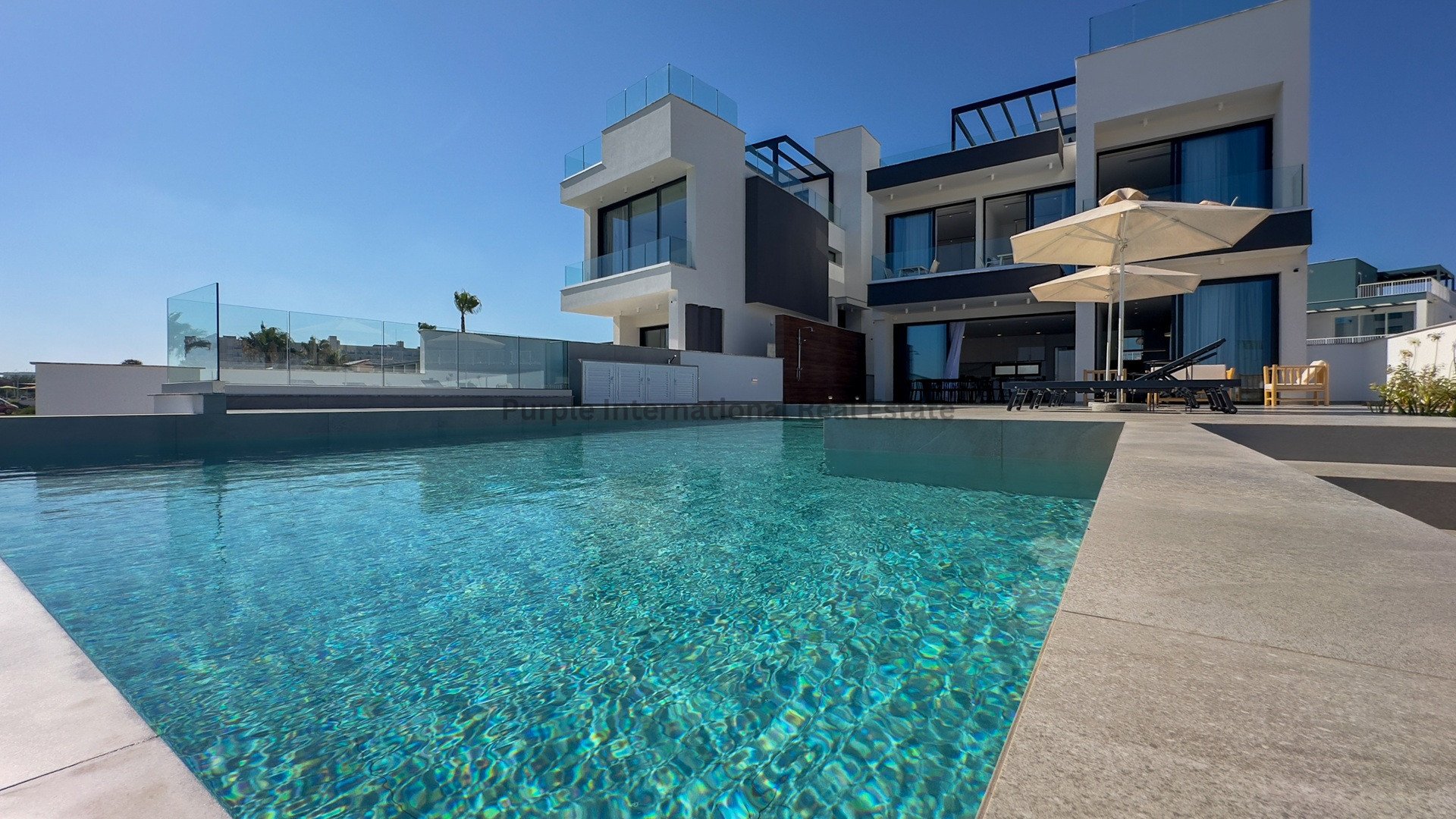 4 dormitorios Villa en Ayia Napa, Ammochostos, Chipre No. 50283
