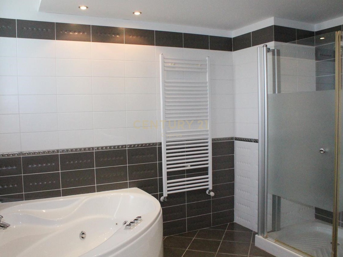 5 chambres Villa à Paphos, Chypre No. 54288