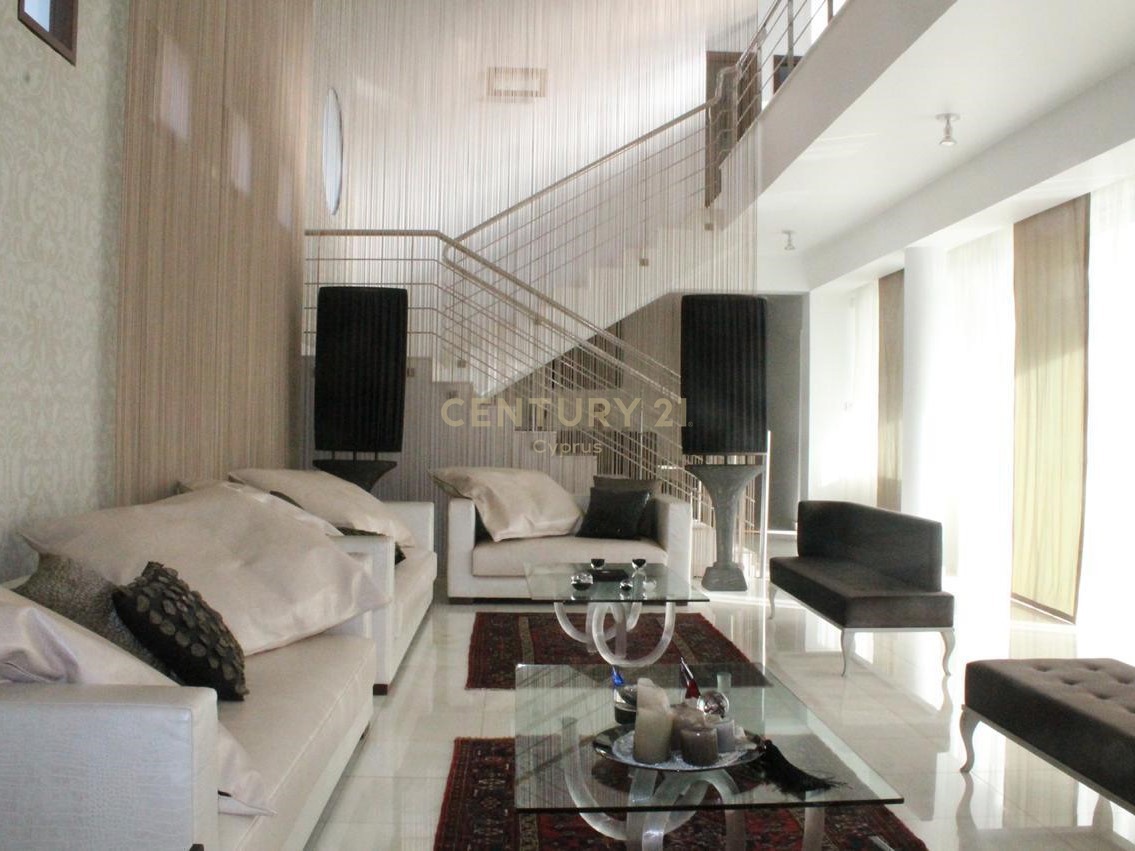 5 chambres Villa à Paphos, Chypre No. 54288