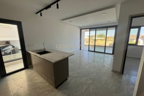 2 dormitorios Apartamento en Agios Athanasios, Limassol, Chipre No. 54286