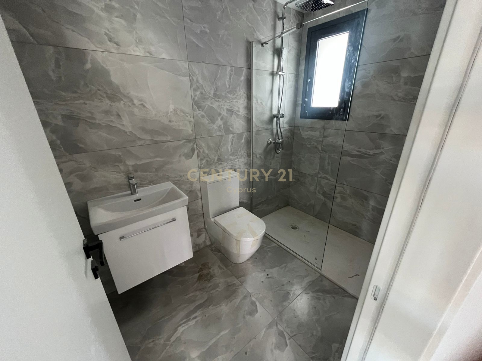 2 dormitorios Apartamento en Agios Athanasios, Limassol, Chipre No. 54286