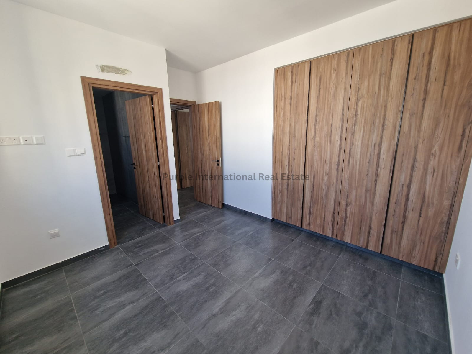 Квартира с 2 спальнями в Ларнака, Кипр № 53142