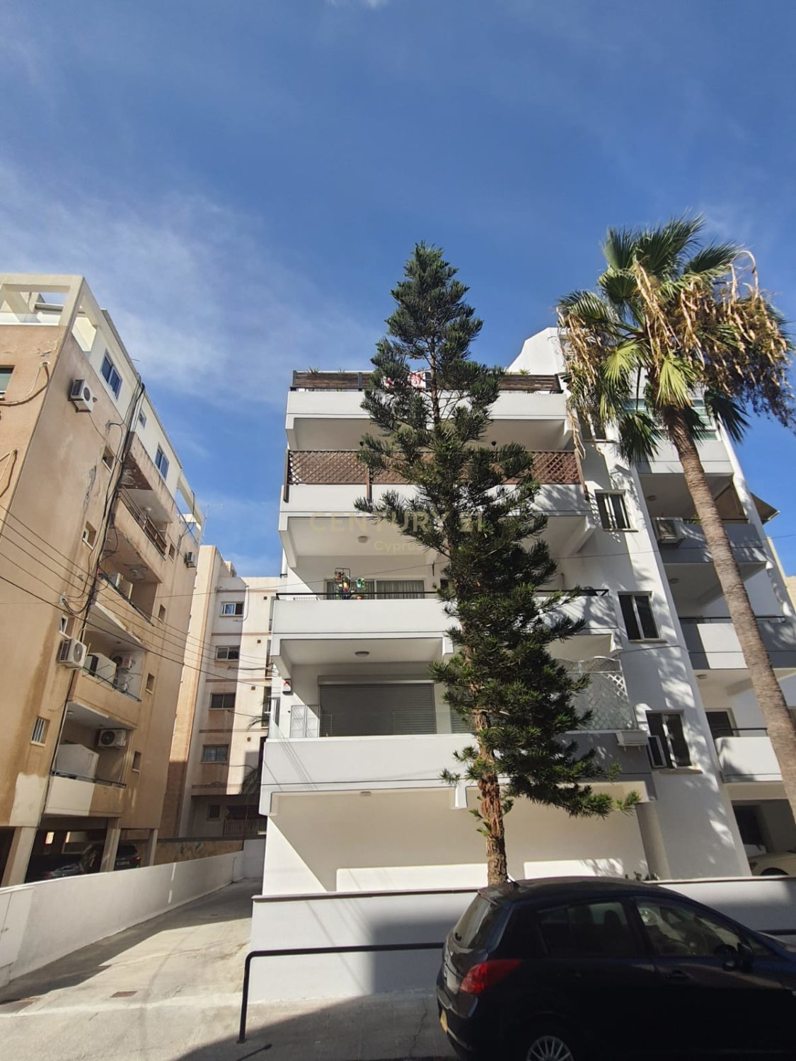 3 bedrooms Apartment in Limassol, Cyprus No. 58250