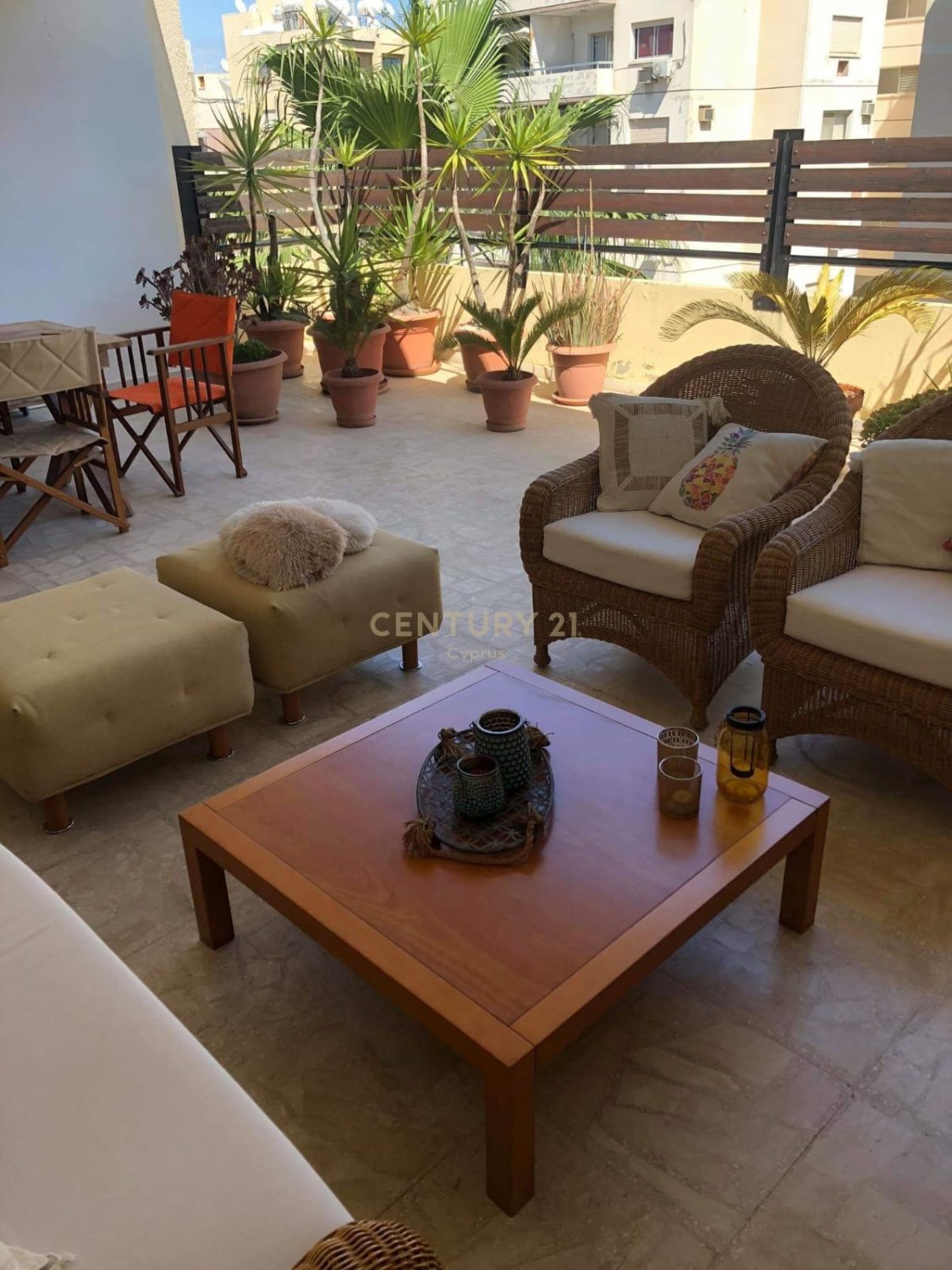 3 bedrooms Apartment in Limassol, Cyprus No. 58250