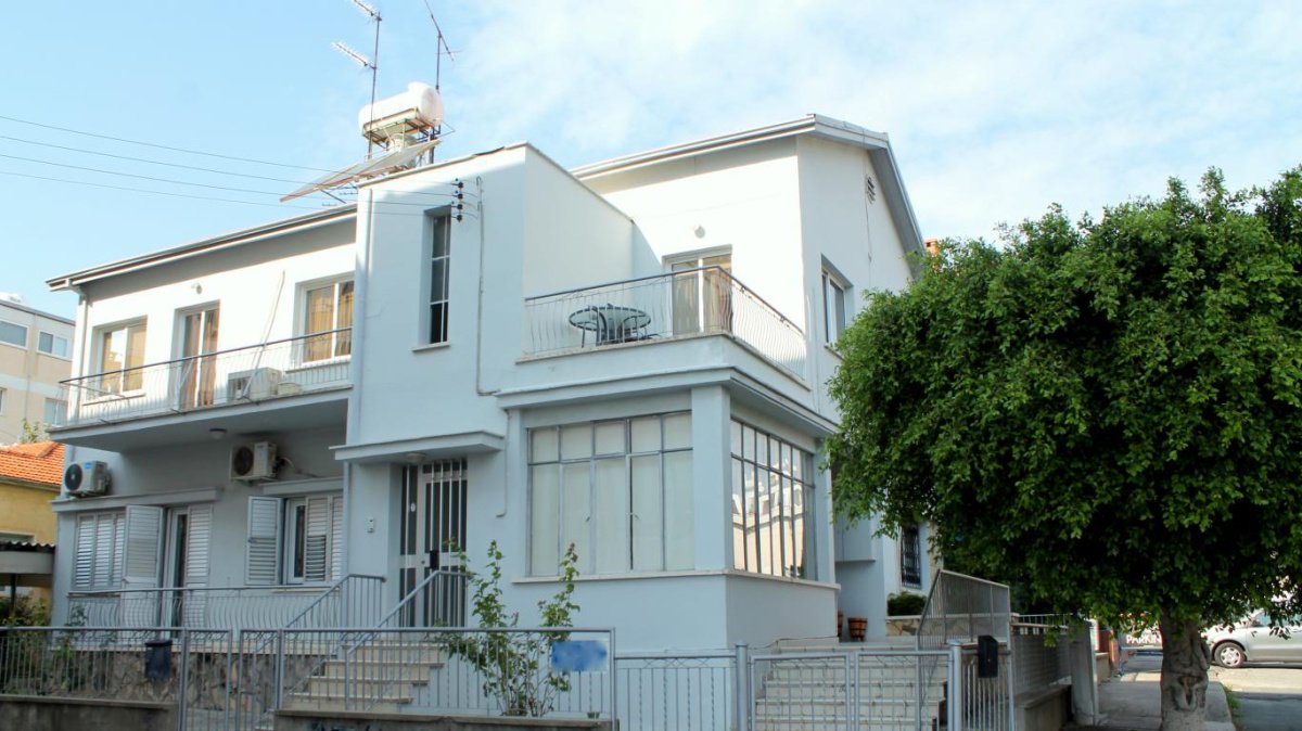 4 bedrooms Villa in Nicosia, Cyprus No. 38538