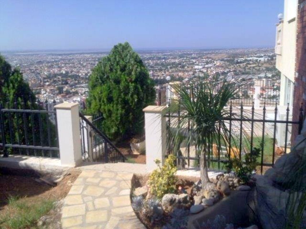 6 bedrooms Villa in Limassol, Cyprus No. 38296