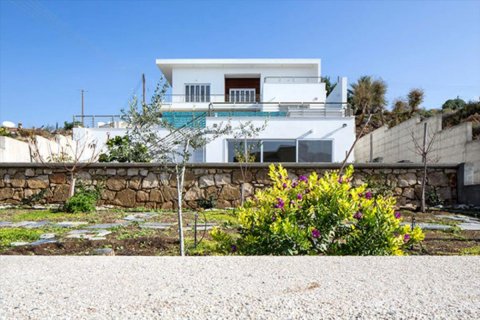 7 bedrooms Villa in Paphos, Cyprus No. 38295