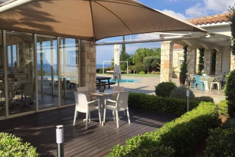 4 bedrooms Villa in Paphos, Cyprus No. 38294