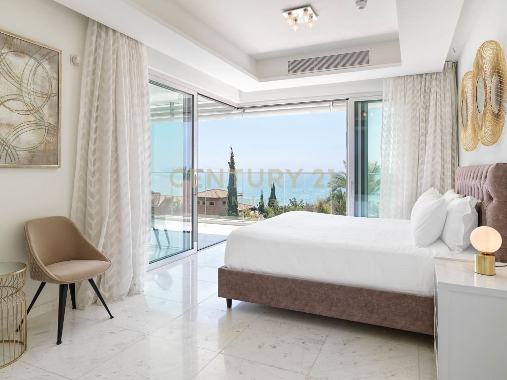 2 bedrooms Apartment in Pyrgos, Limassol, Cyprus No. 33027