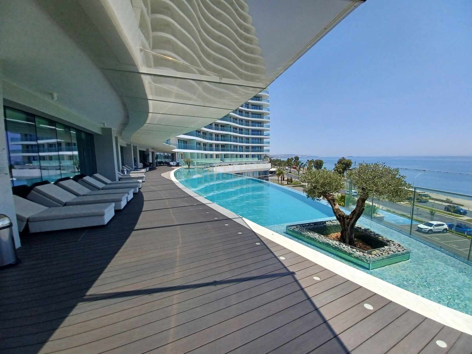 2 bedrooms Apartment in Agios Tychonas, Limassol, Cyprus No. 33022