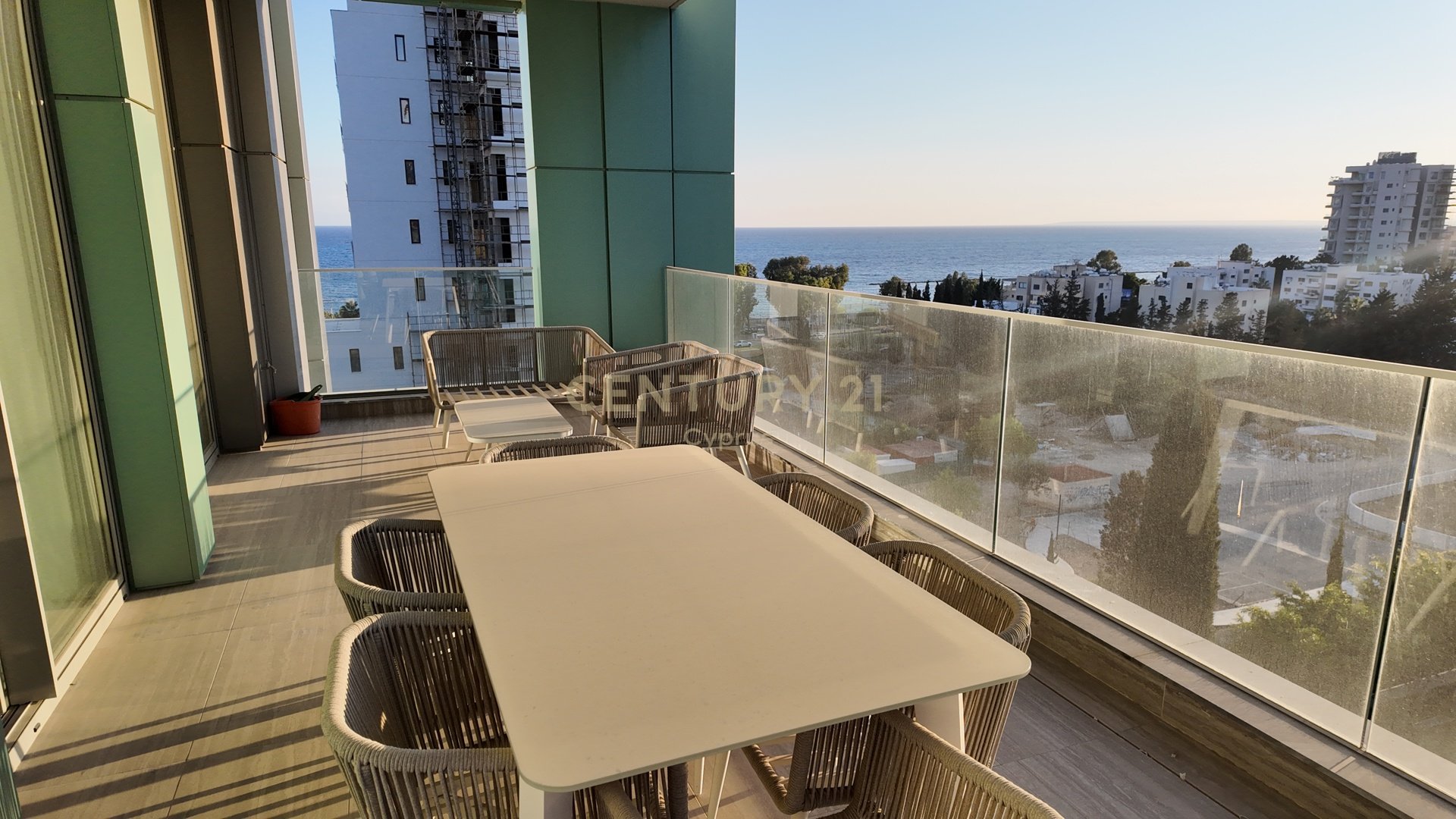 3 dormitorios Apartamento en Agios Tychonas, Limassol, Chipre No. 55973