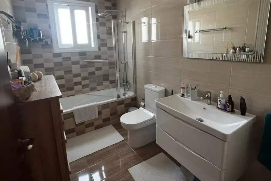 3 dormitorios Apartamento en Limassol, Chipre No. 33016