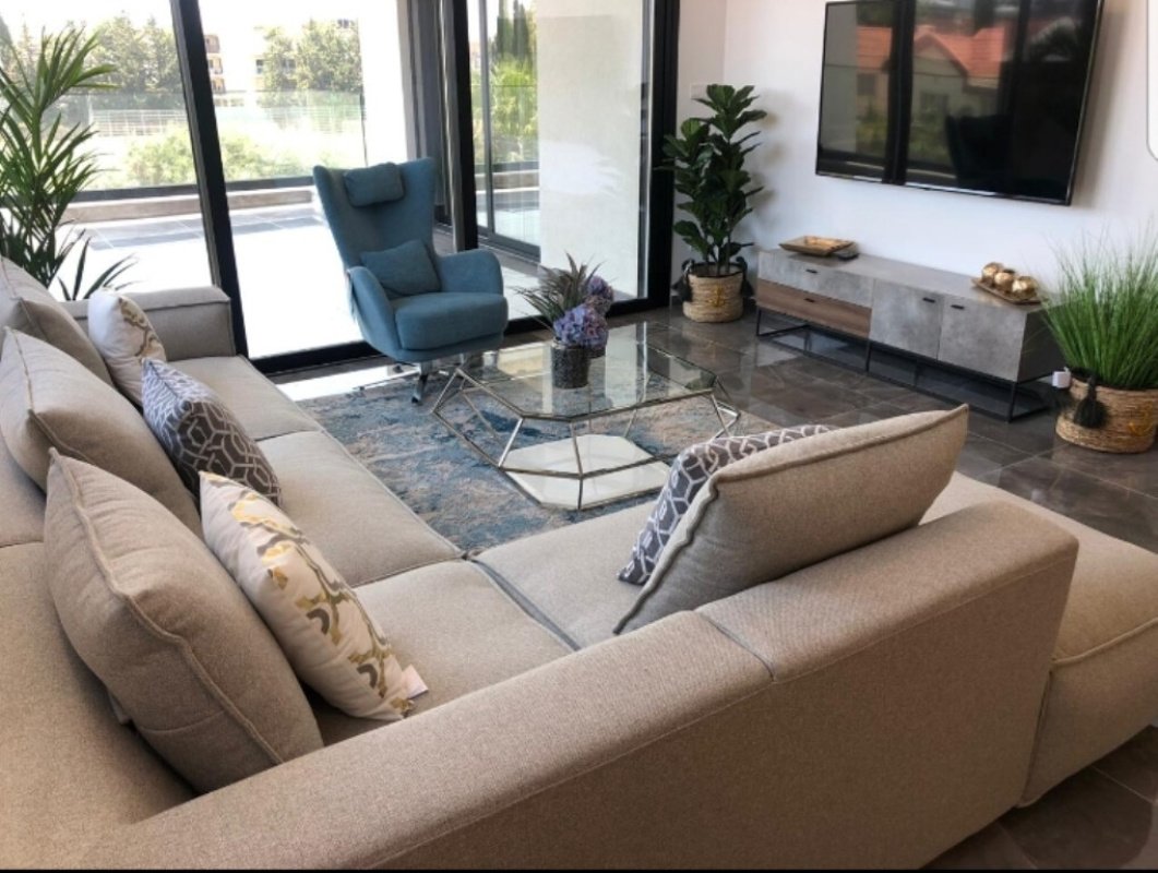 3 bedrooms Apartment in Limassol, Cyprus No. 38688
