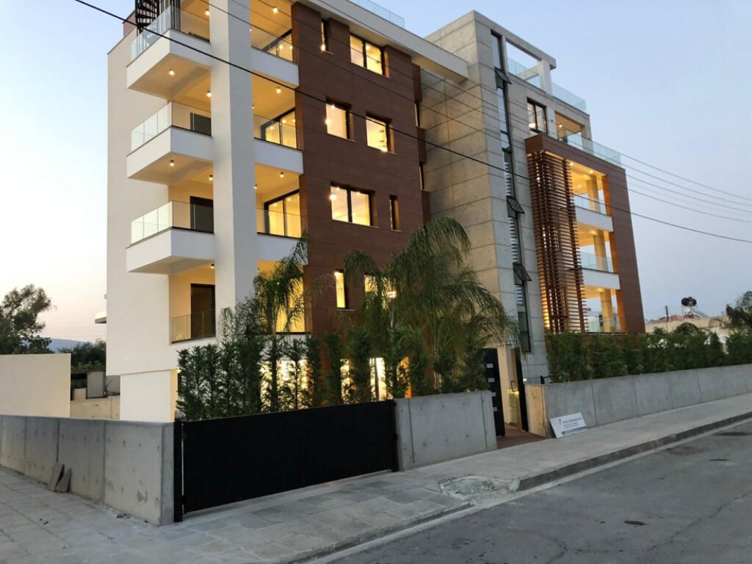 3 bedrooms Apartment in Limassol, Cyprus No. 38688