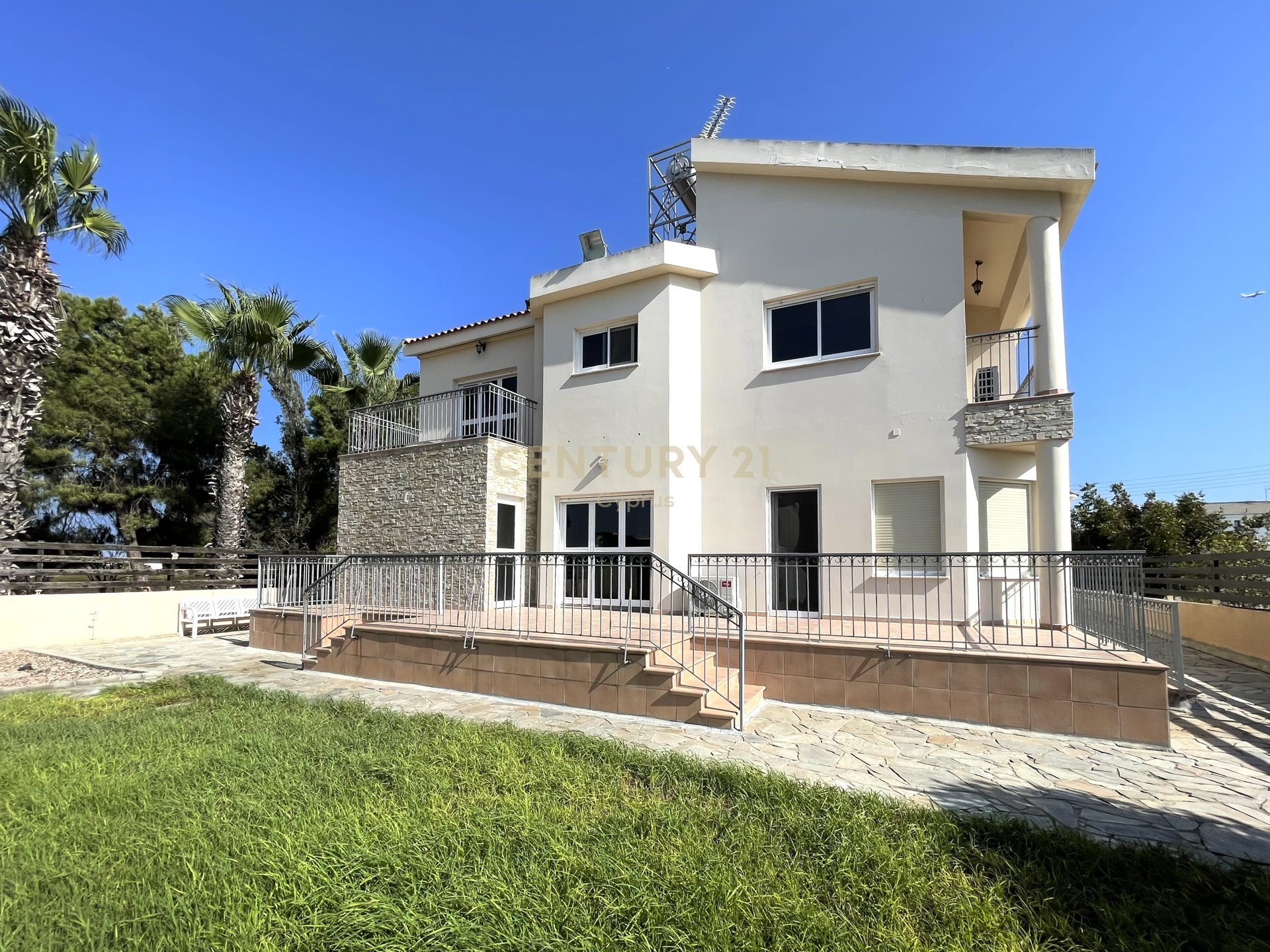 5 dormitorios Villa en Kiti, Larnaka, Chipre No. 54205