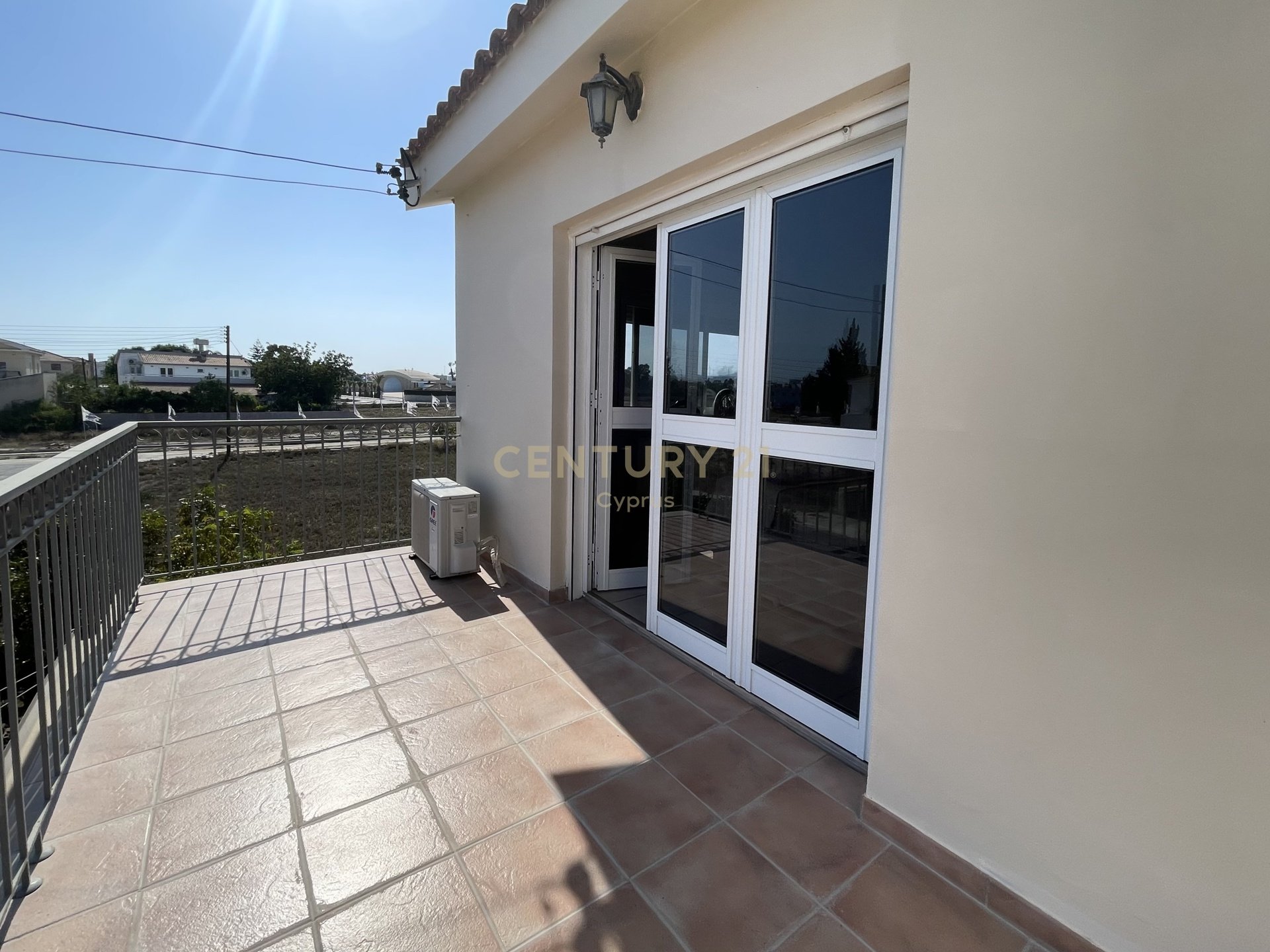 5 dormitorios Villa en Kiti, Larnaka, Chipre No. 54205