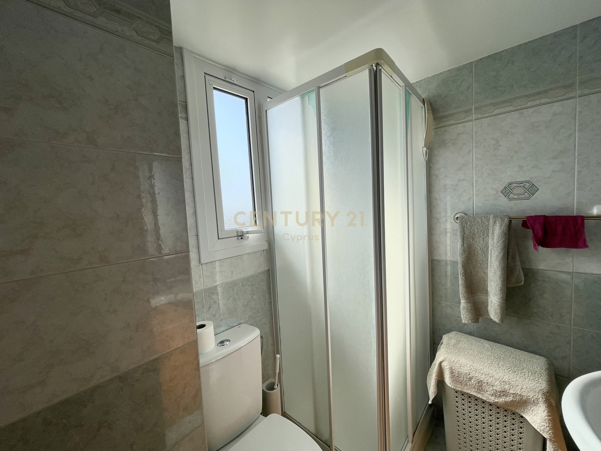 5 dormitorios Villa en Kiti, Larnaka, Chipre No. 54205