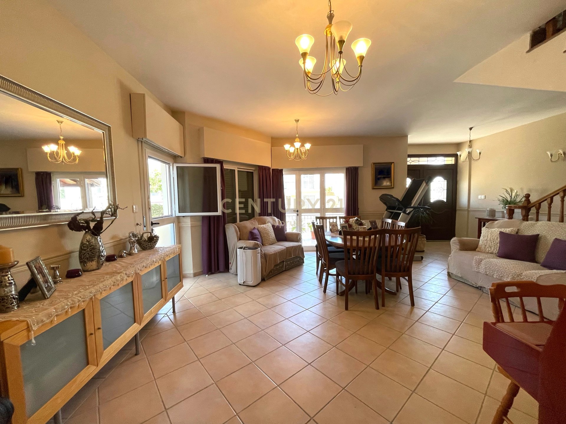 5 dormitorios Villa en Kiti, Larnaka, Chipre No. 54205