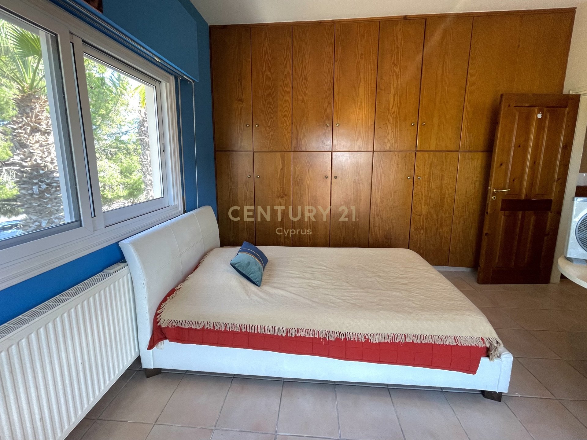 5 dormitorios Villa en Kiti, Larnaka, Chipre No. 54205