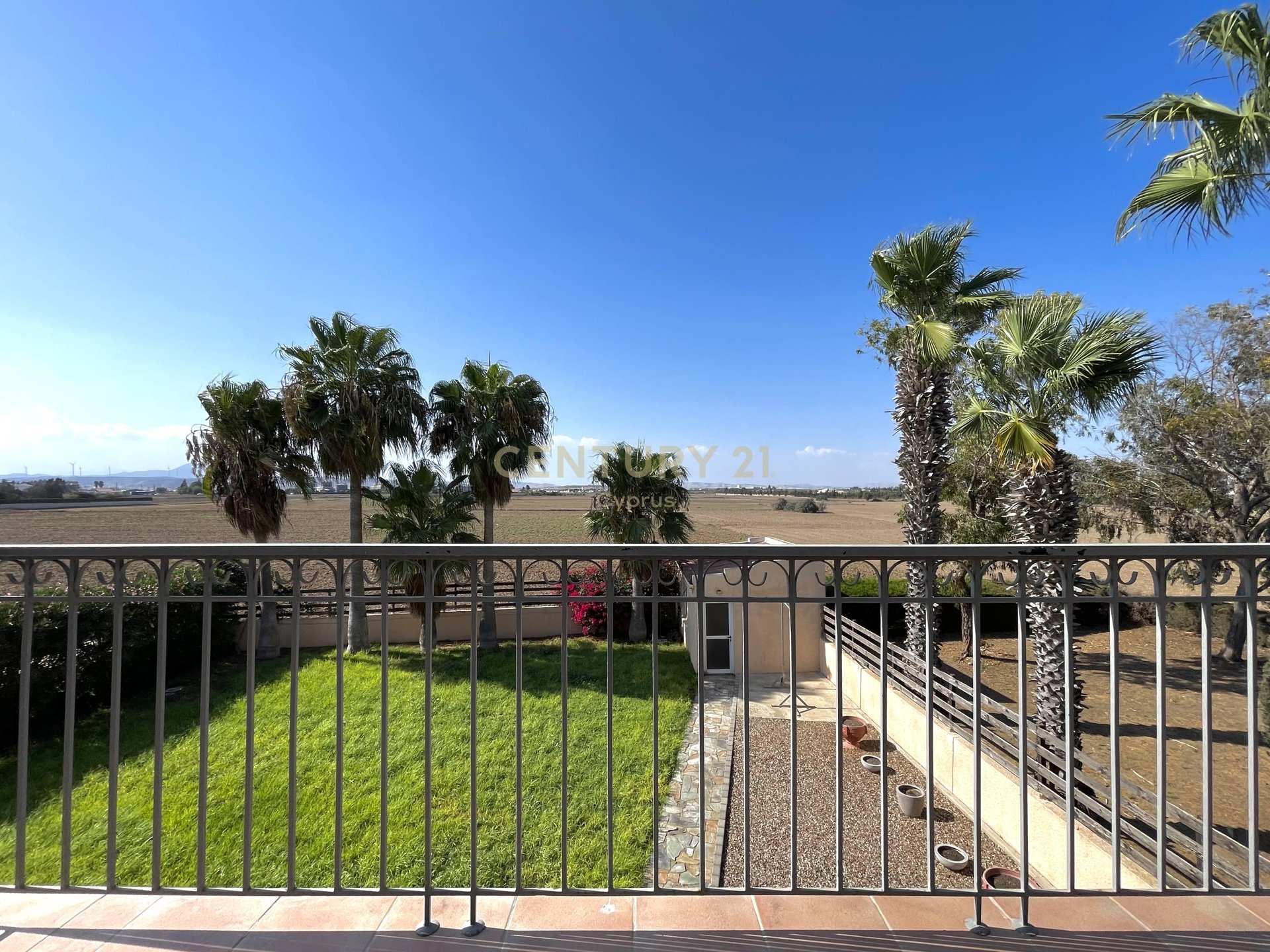 5 dormitorios Villa en Kiti, Larnaka, Chipre No. 54205