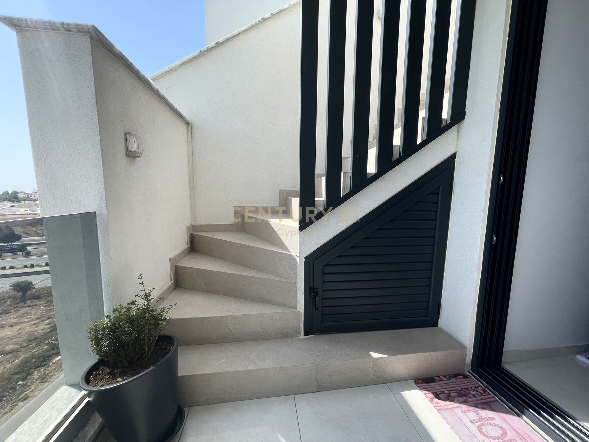 3 bedrooms Penthouse in Aradippou, Larnaka, Cyprus No. 54206