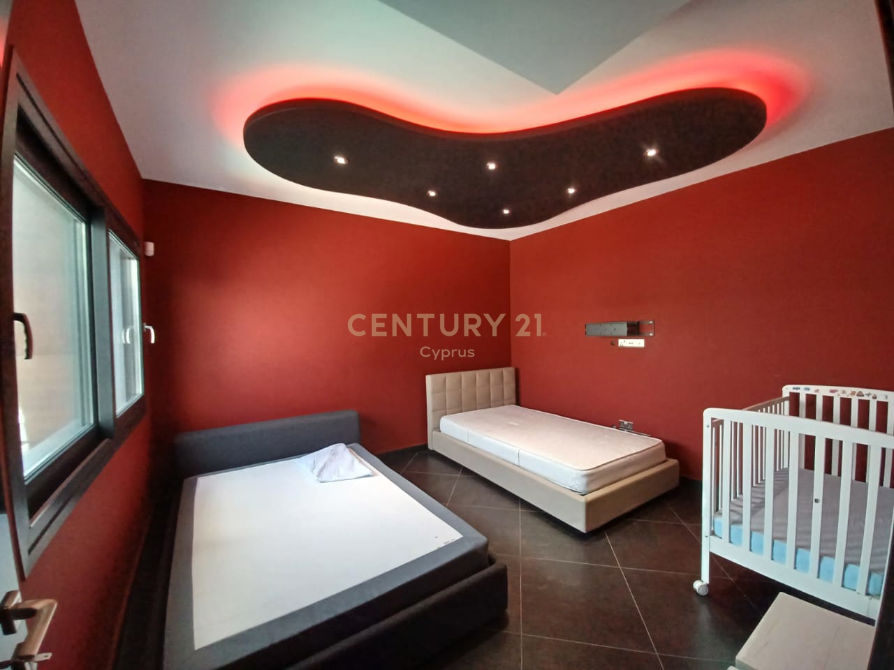 7 dormitorios Villa en Kolossi, Limassol, Chipre No. 35555