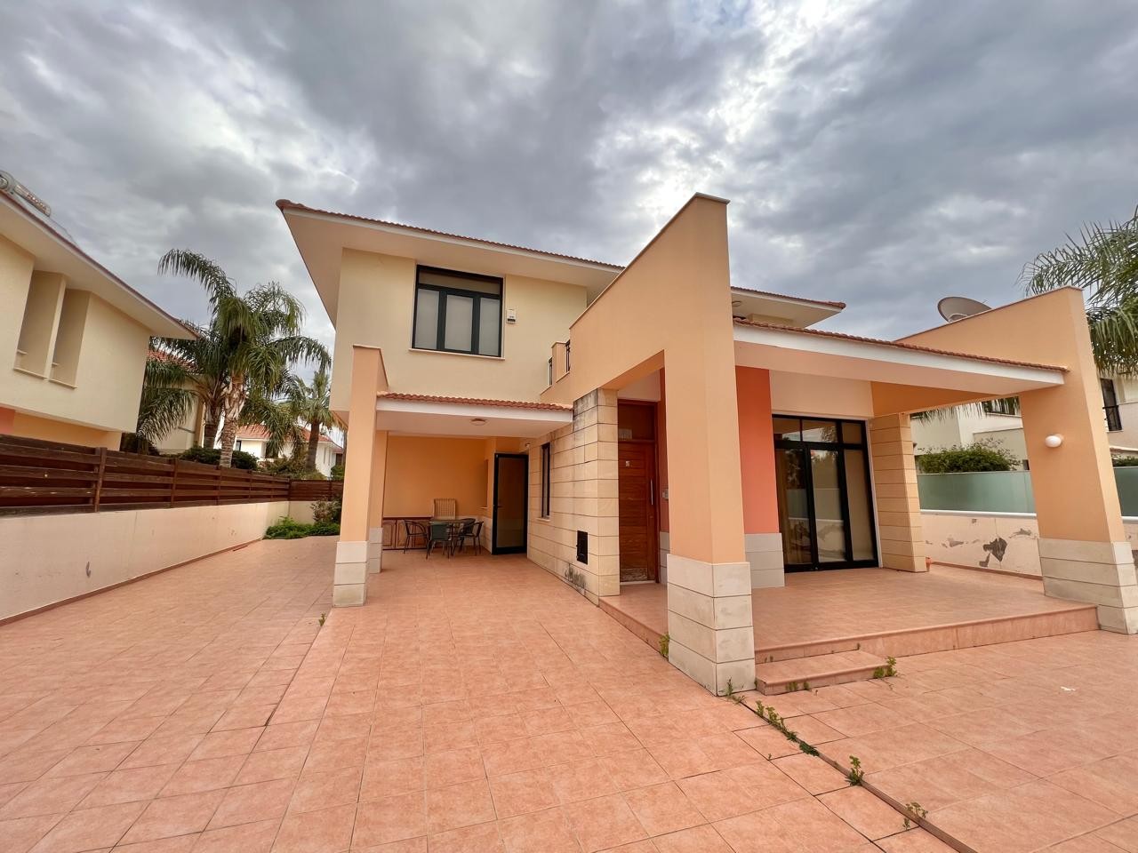 4 bedrooms Villa in Pyla, Larnaka, Cyprus No. 48222