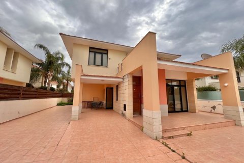 4 bedrooms Villa in Pyla, Larnaka, Cyprus No. 48222