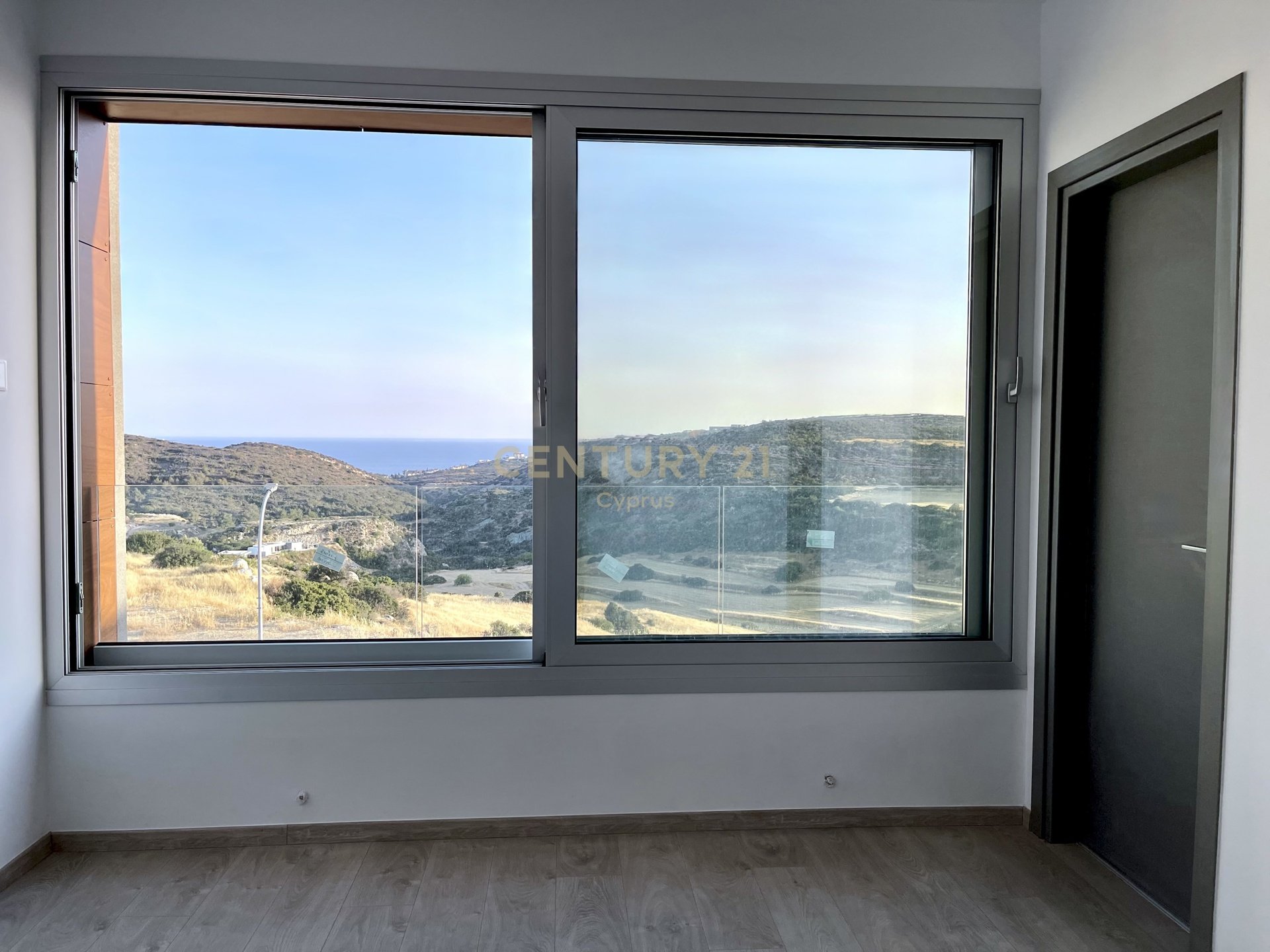3 chambres Villa à Parekklisia, Limassol, Chypre No. 55260