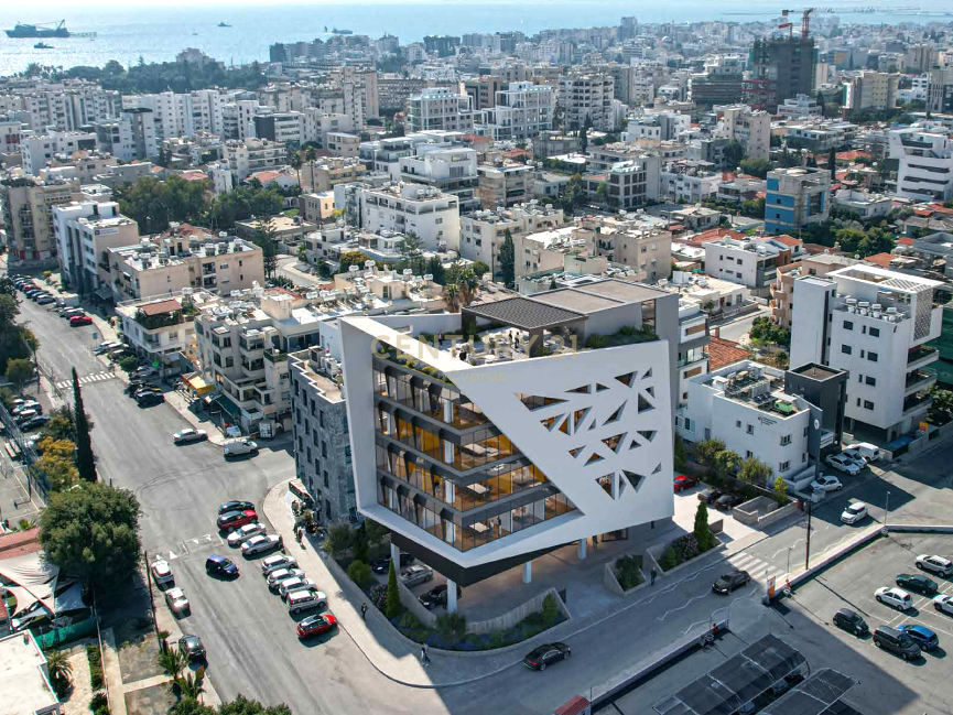 1871m2 Local comercial en Limassol, Chipre No. 57179