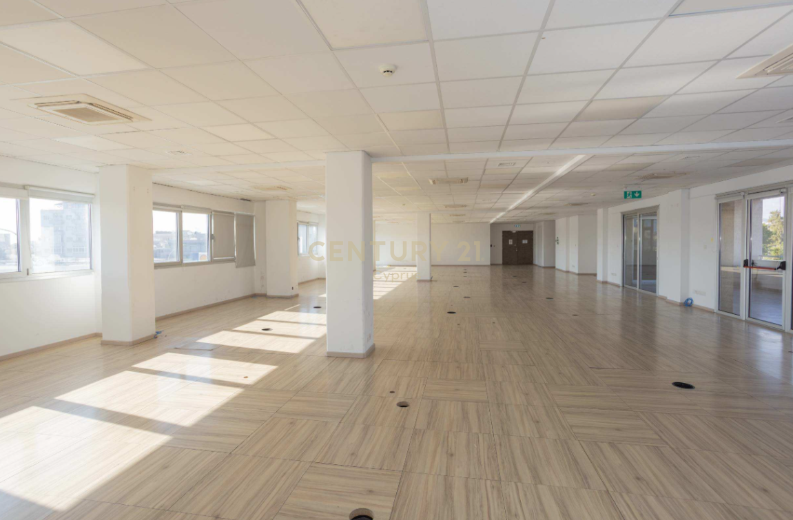 500m2 Office in Limassol, Cyprus No. 57178