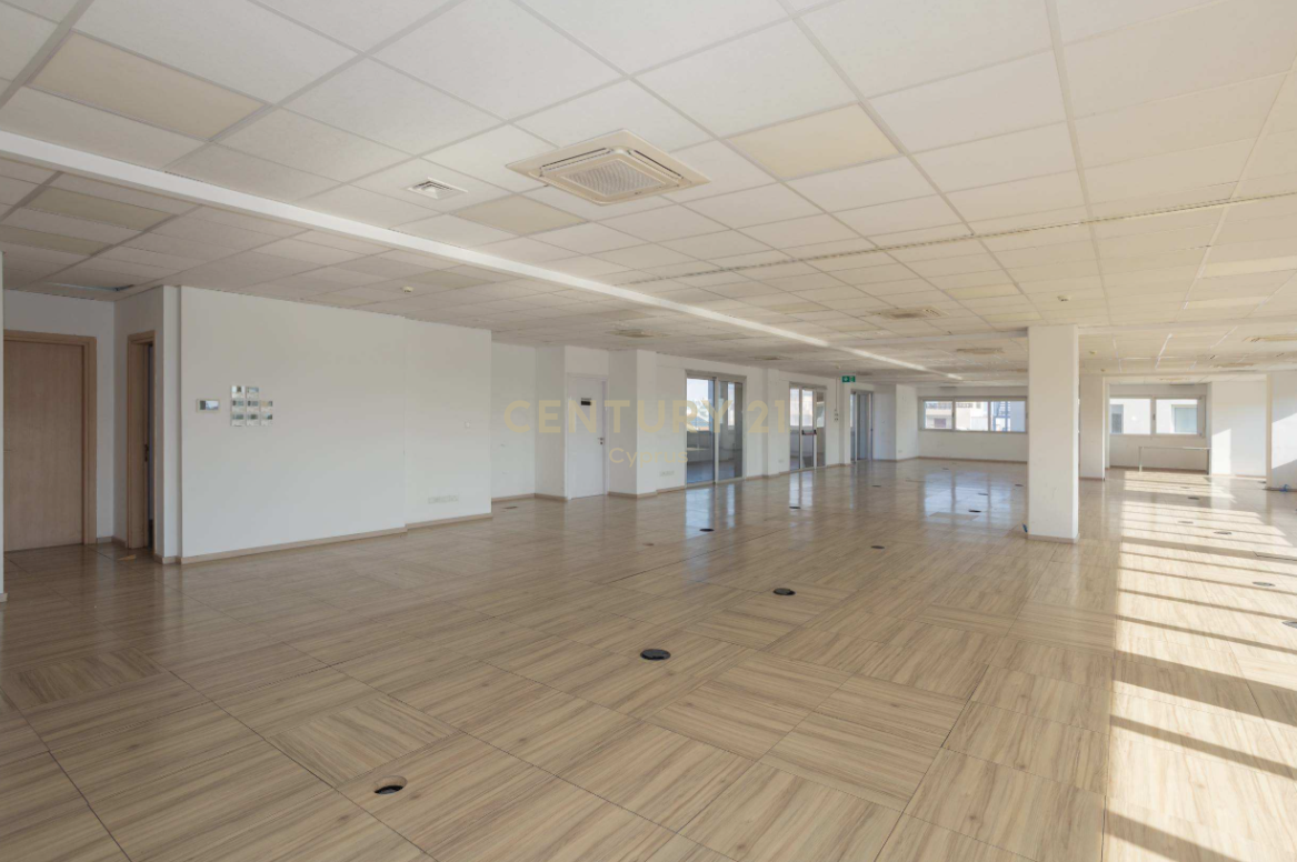 500m2 Office in Limassol, Cyprus No. 57178