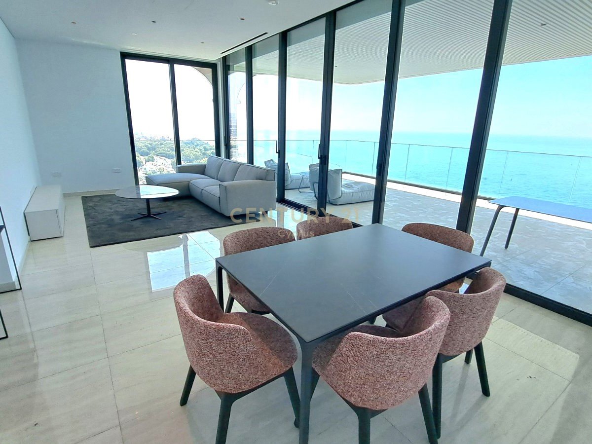 3 dormitorios Apartamento en Germasogeia, Limassol, Chipre No. 57175