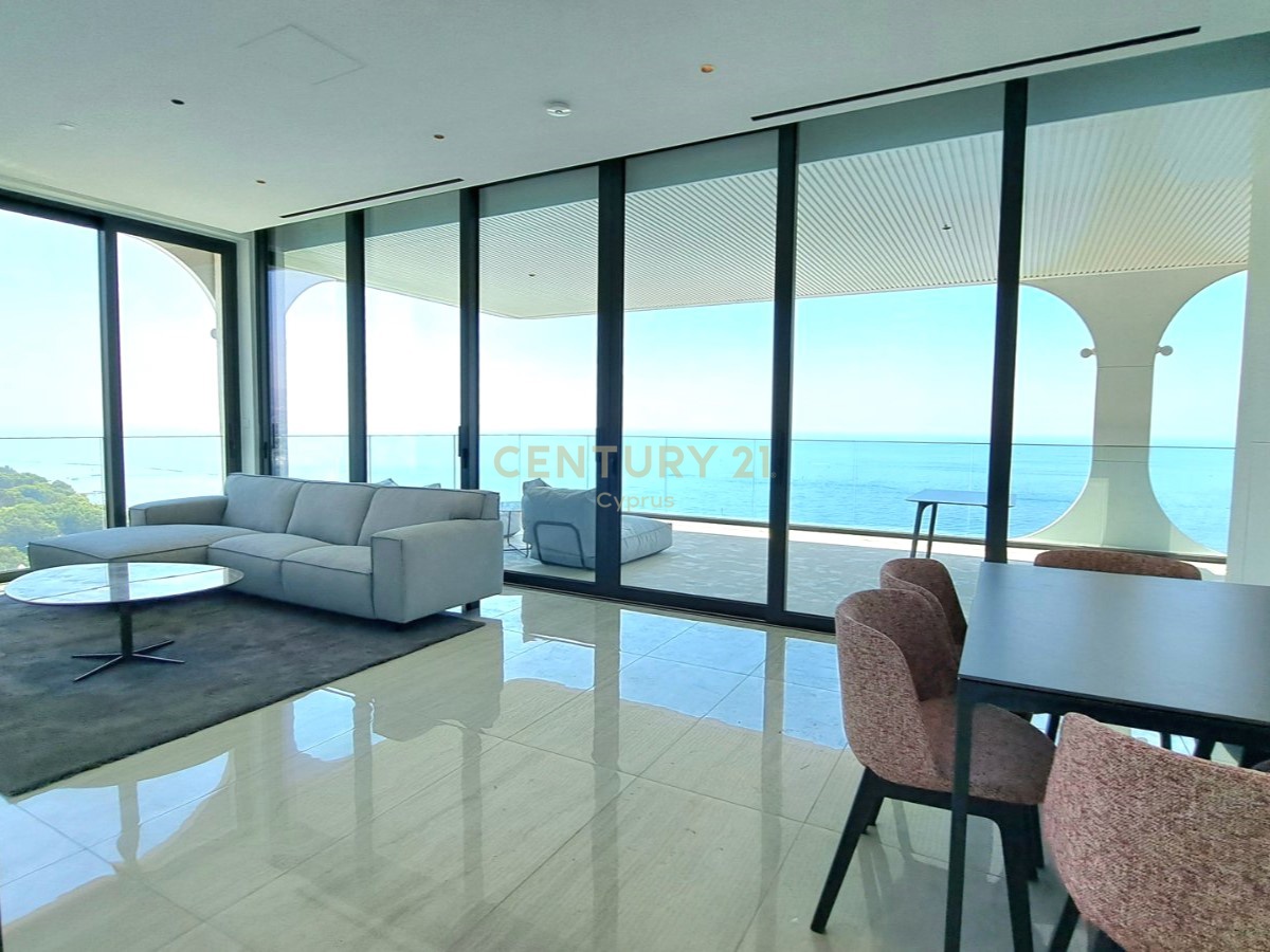 3 dormitorios Apartamento en Germasogeia, Limassol, Chipre No. 57175