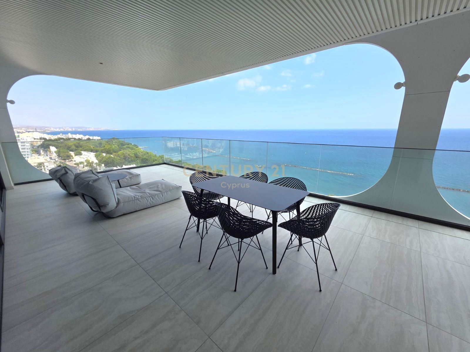 3 dormitorios Apartamento en Germasogeia, Limassol, Chipre No. 57175