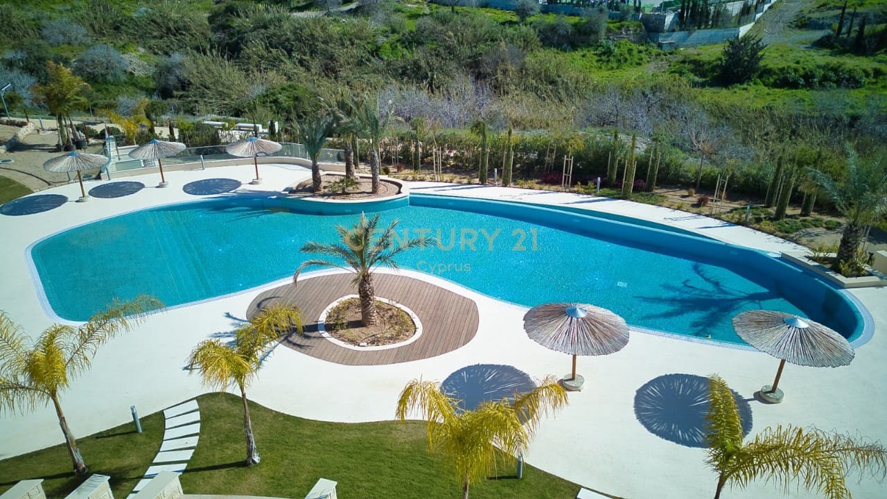 3 dormitorios Apartamento en Chloraka, Paphos, Chipre No. 56143