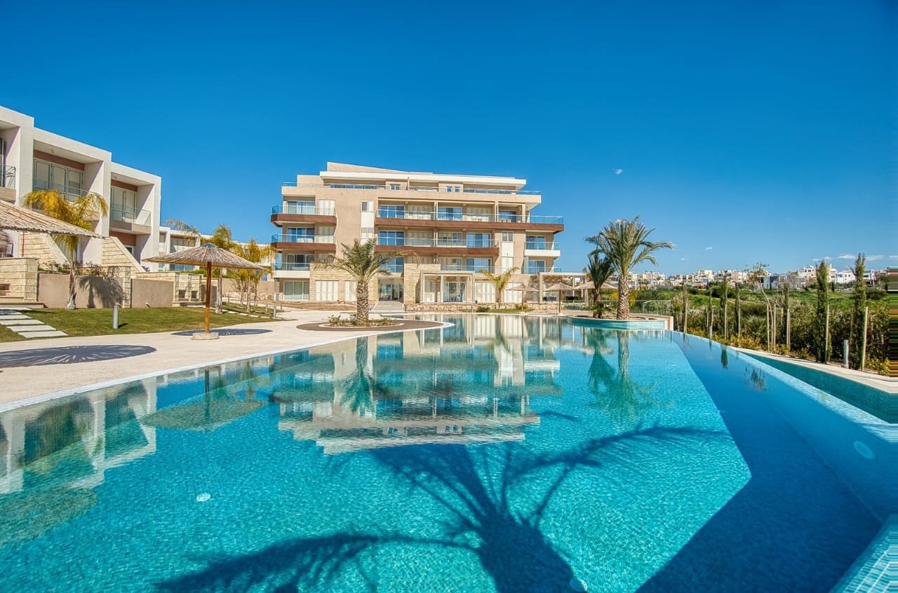 3 dormitorios Apartamento en Chloraka, Paphos, Chipre No. 56143