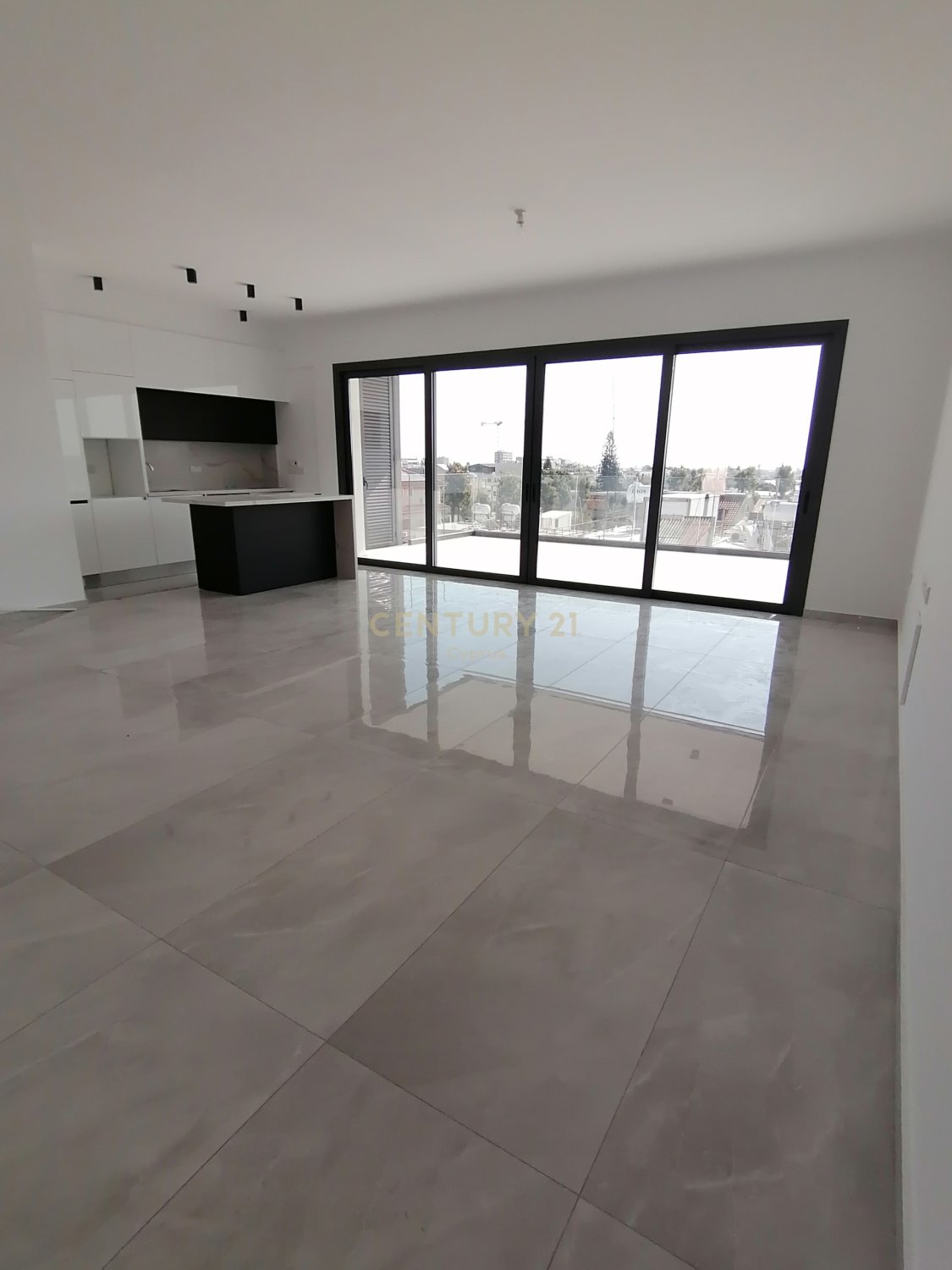 12 chambres Bâtiment à Zakaki, Limassol, Chypre No. 53475