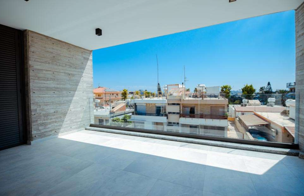 12 chambres Bâtiment à Zakaki, Limassol, Chypre No. 53475