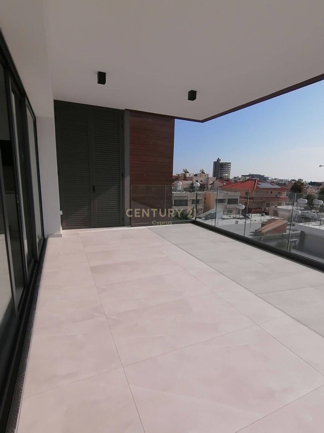 12 chambres Bâtiment à Zakaki, Limassol, Chypre No. 53475