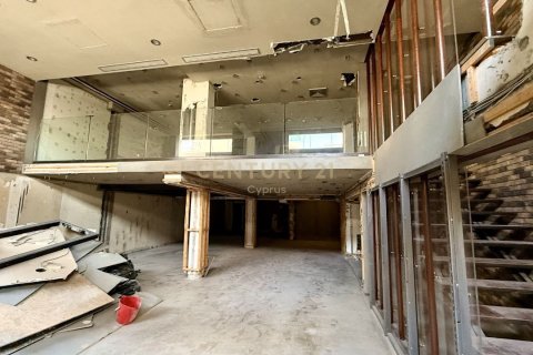 480m2 Tienda en Limassol, Chipre No. 53471