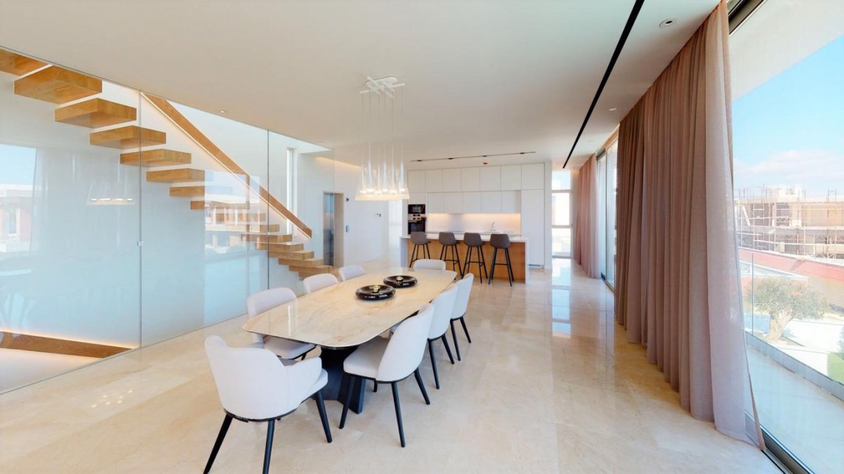 4 chambres Villa à Larnaca, Larnaka, Chypre No. 38641