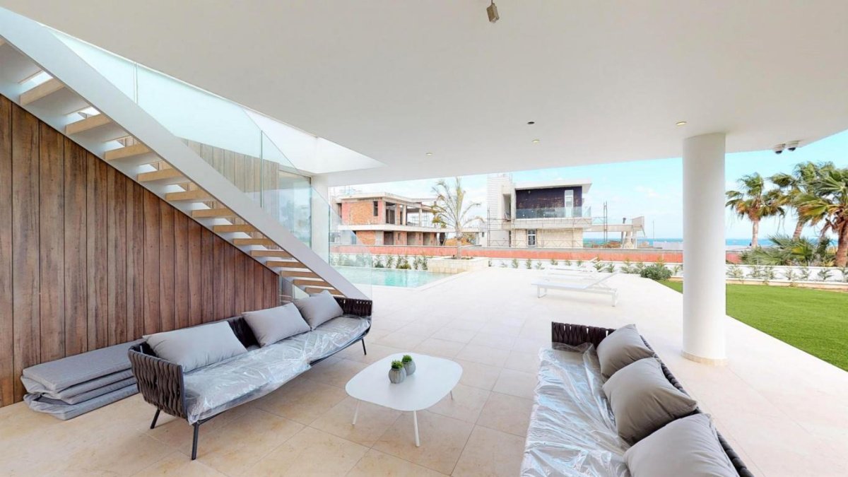 4 chambres Villa à Larnaca, Larnaka, Chypre No. 38641
