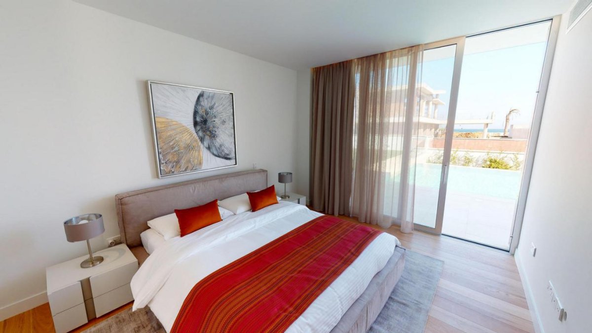 4 chambres Villa à Larnaca, Larnaka, Chypre No. 38641