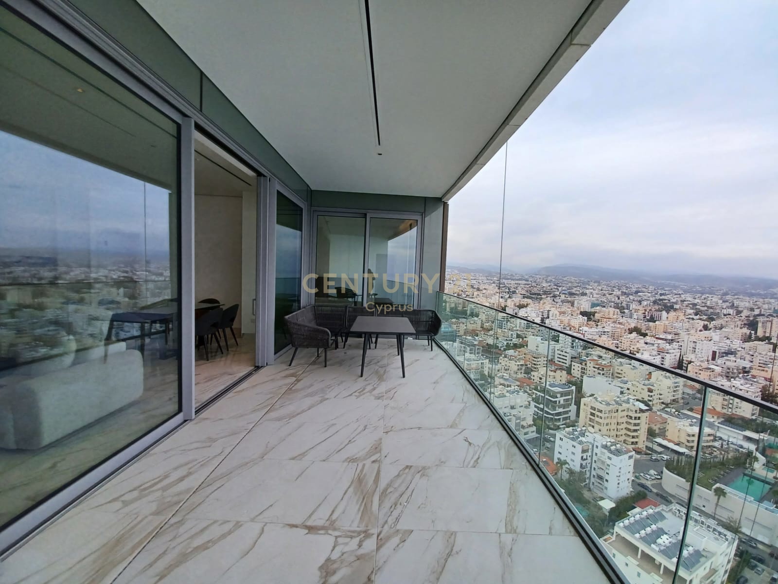 3 chambres Appartement à Tsiflikoudia, Limassol, Chypre No. 56057