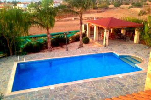 4 bedrooms Villa in Paphos, Cyprus No. 38581